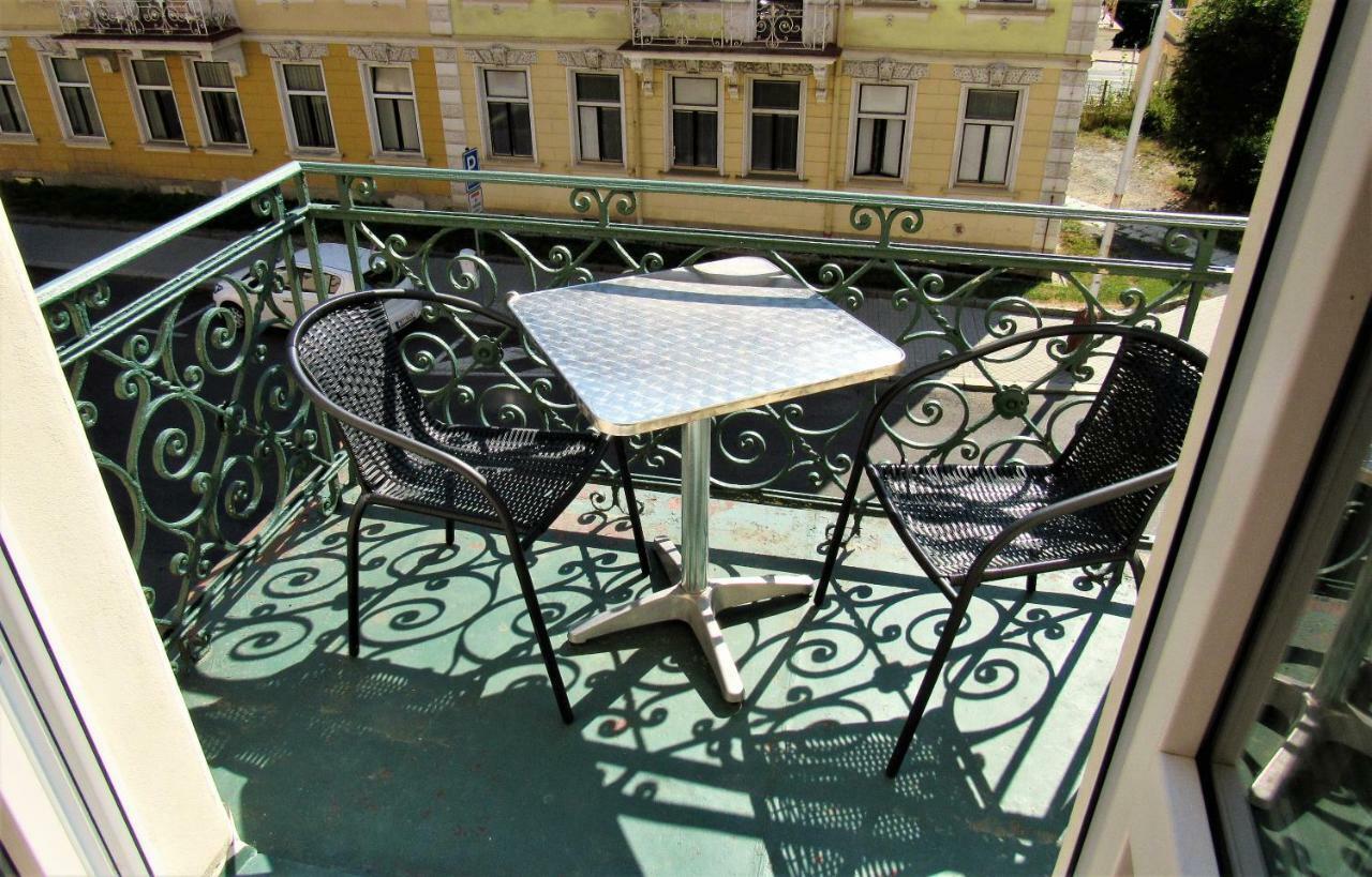 Milano Hostel Marianske Lazne Luaran gambar